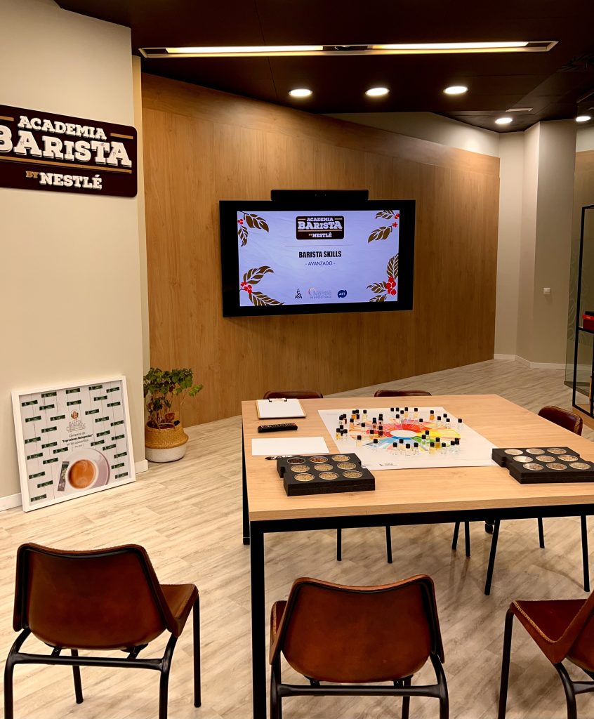 Sala de formacion Barista con amplia variedad y aromas de cafe